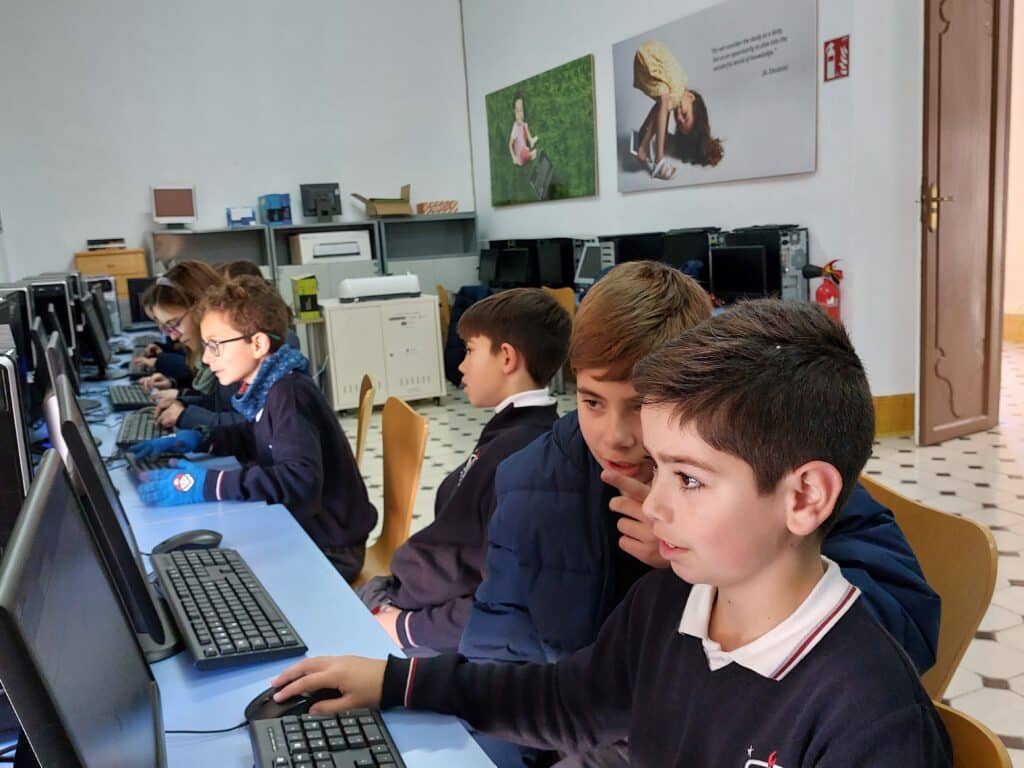 colegio filipenses baeza